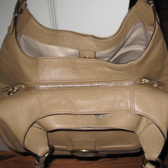 Coach Campbell Saddle Camel Handbag Hobo 3 Compartments F24686 Great Condition - Picture 8 of 15